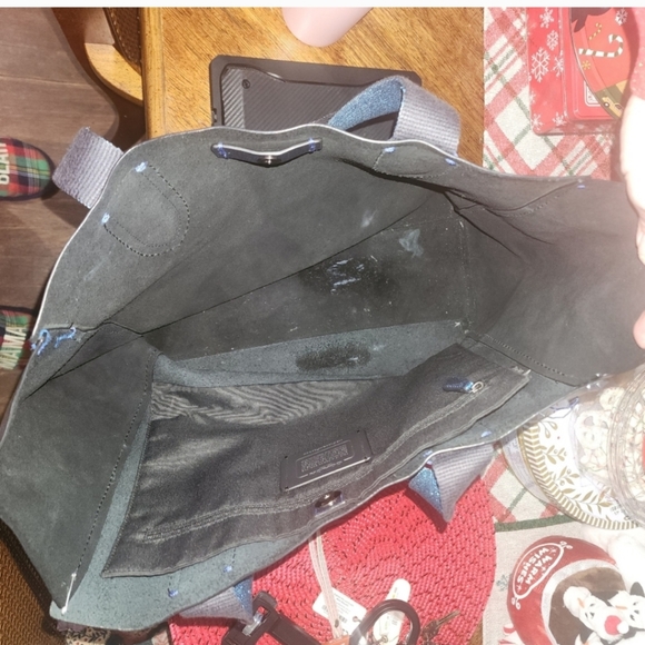 RARE Coach hologram iridescent metallic tote bag - Picture 9 of 14